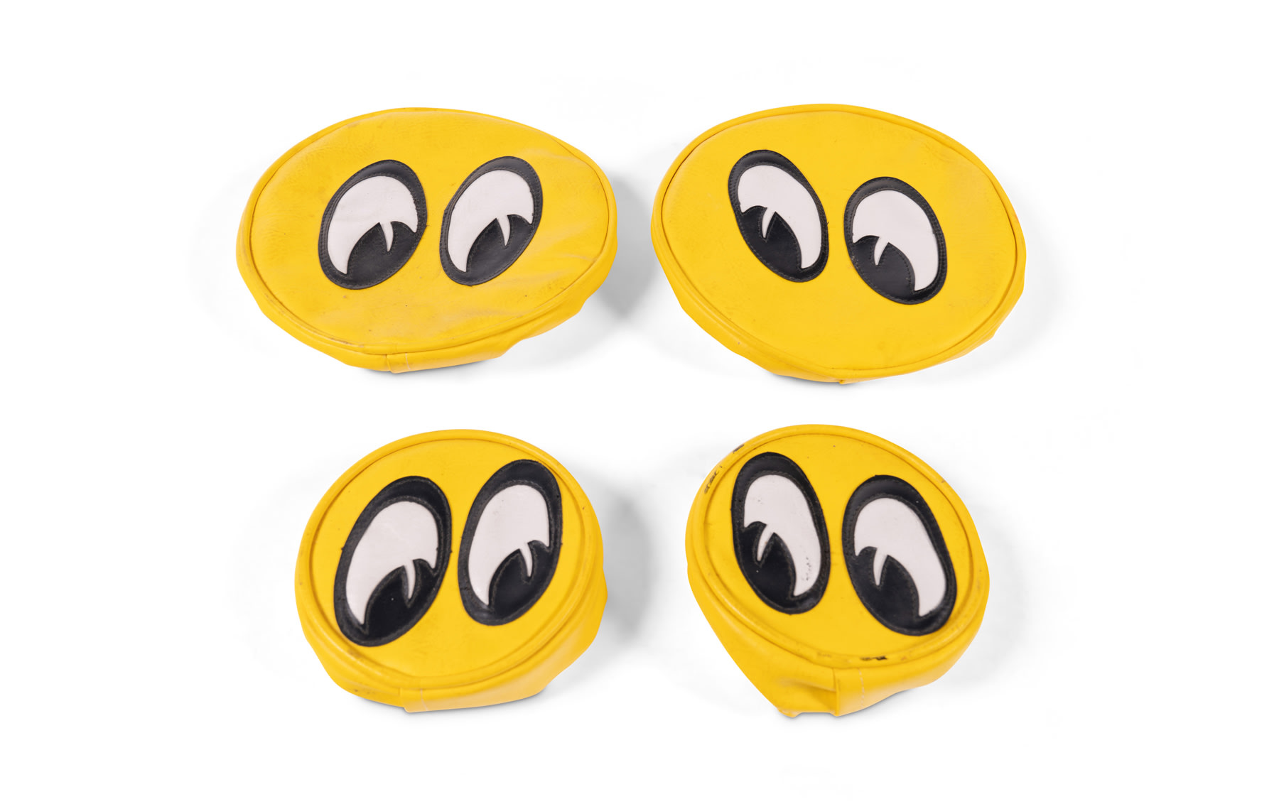 【送料・税込】MOONEYES USA スノー ドーム [MQG209] Four Mooneyes Light Covers | Gooding & Company